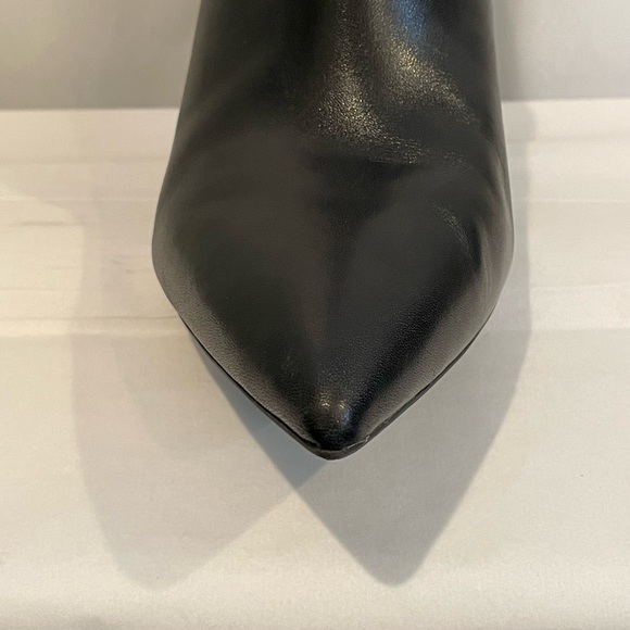 Marc Fisher Glorify black booties size 8 - Picture 3 of 11